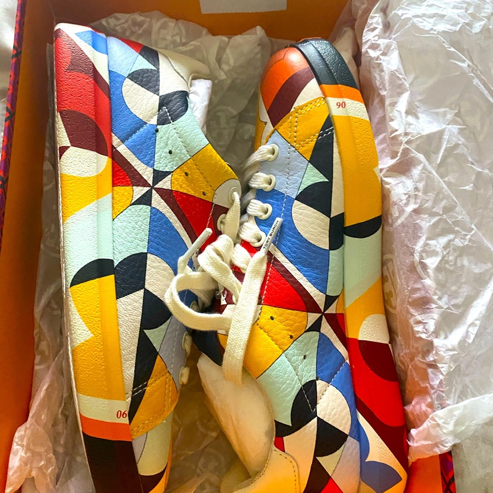 TORY BURCH LIMITED EDITION HOWELL SNEAKER